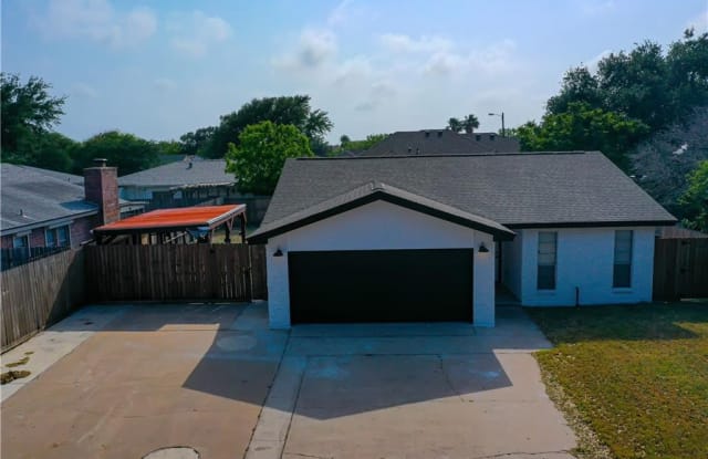 934 Crossbill St - 934 Crossbill Street, Corpus Christi, TX 78418