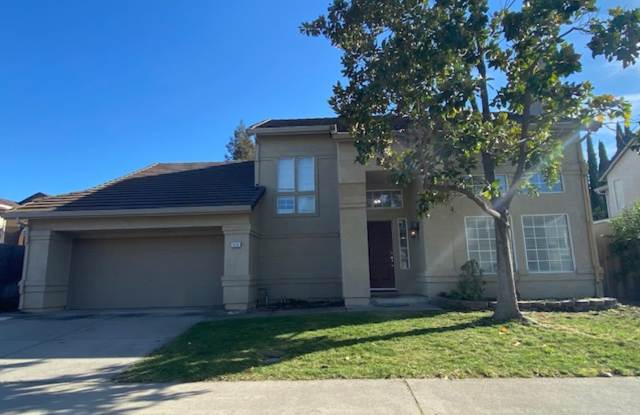 Cute Antelope property - 3516 Merano Way, Antelope, CA 95843