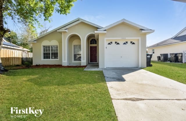 13835 Glasser Avenue - 13835 Glasser Avenue, University, FL 32826