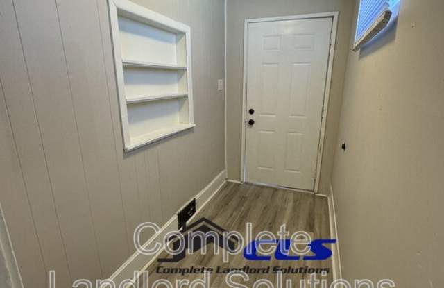 700 South 8th Street - 1