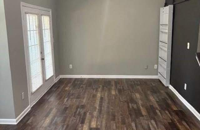 250 Amal Drive unit: 8004