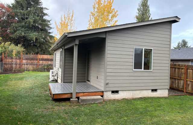 Photo of Re-Posting ~ Charming NW Salem Home - accepting applications now!