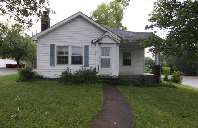 2 Bedroom Home For Rent 1 Block From APSU!