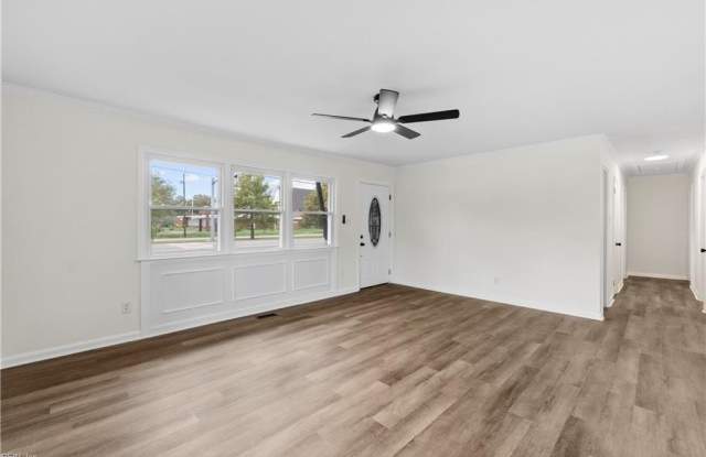 2922 E Little Creek Road