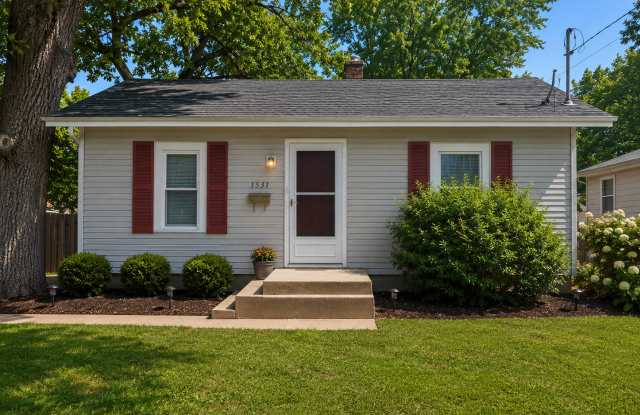 1531 Walnut Street Northeast