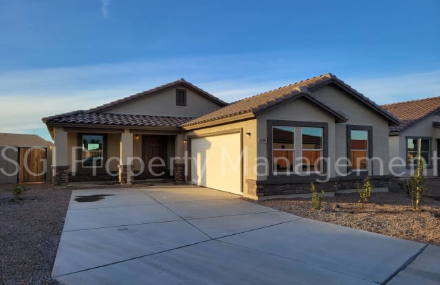 2038 E Julian Dr - 2038 East Julian Drive, Casa Grande, AZ 85122