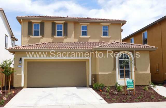 Photo of Beautiful 4bd/3.5ba Elk Grove Home