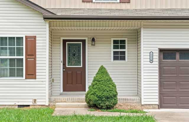 Welcome to 1559 Hazelwood Rd