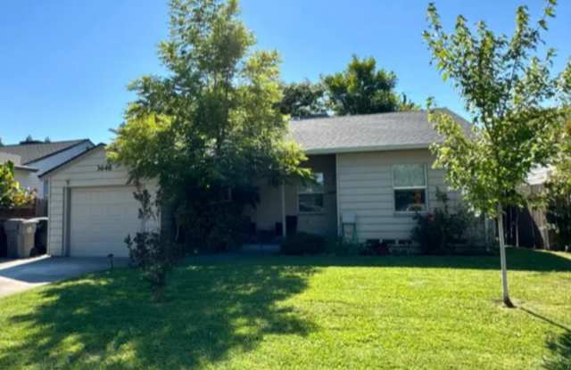Cute As A Bug 2/1 Tahoe Park Gem! Please read entire ad for viewings.