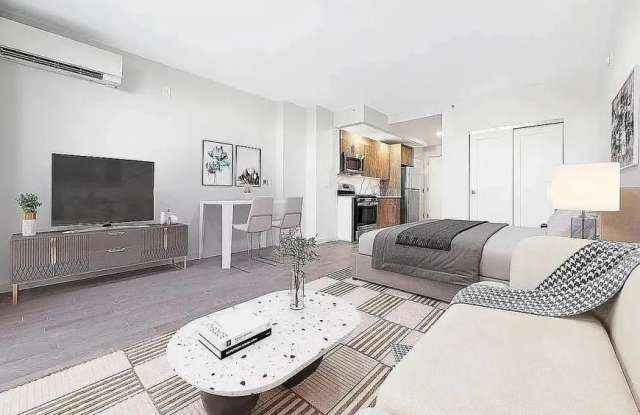 Photo of 91-09 Roosevelt Avenue