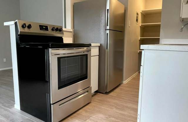 Greenway Apartments