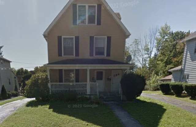 418 Sumner Ave - 418 Sumner Avenue, New Castle, PA 16105