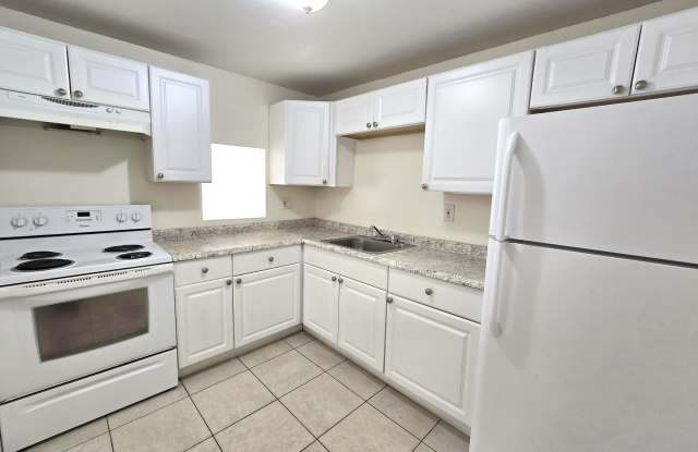 4334 Northwest 9th Avenue#9-1B