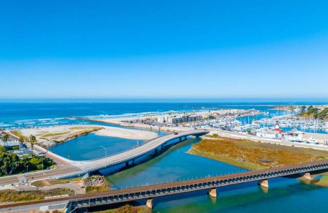 1019 Costa Pacifica Way