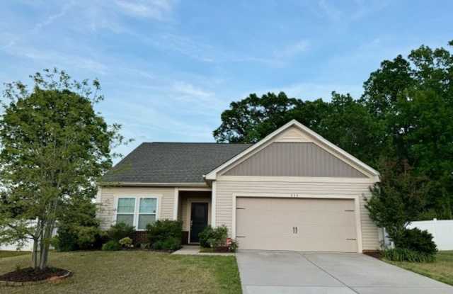 Like New Ranch w/ Two Car Garage- Sizzle!