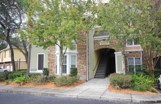 10106 COURTNEY OAKS Circle