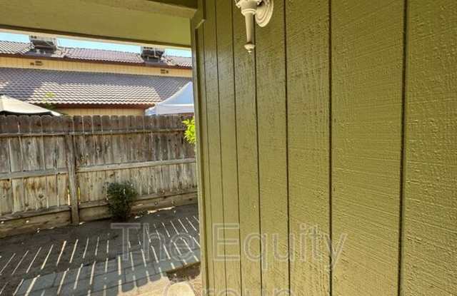 736 South Linwood Avenue