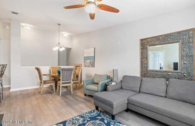 224 LARKIN Place unit: 109