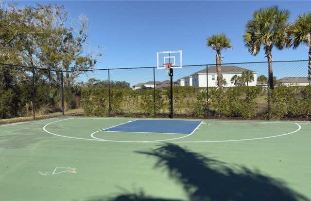 15285 SHADY PALMS LANE