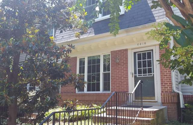 Photo of Two Primary Suite, Three Level Townhouse in the Pinecrest Community