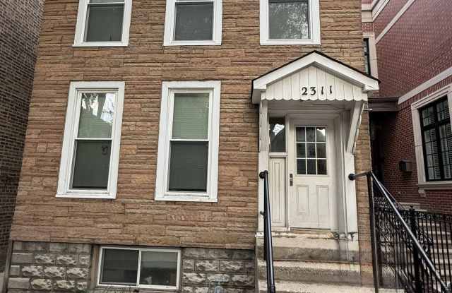 2311 N Greenview Avenue