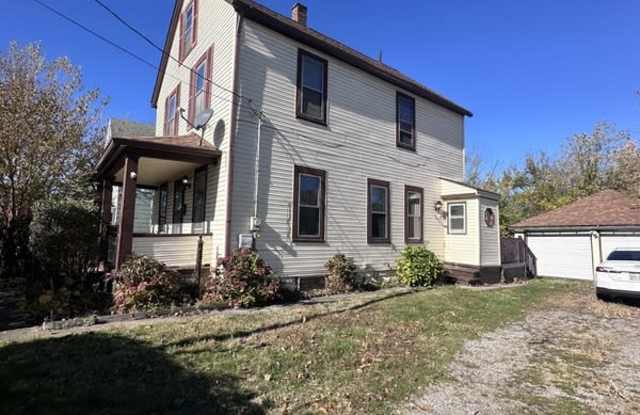 223 East 27th Street