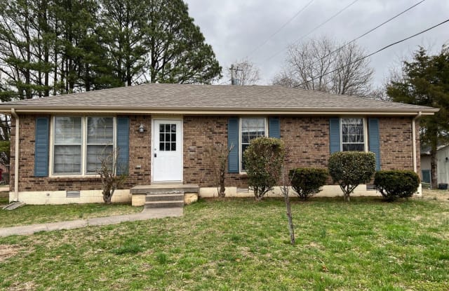 3105 Spring Creek Ct - 3105 Spring Creek Court, Clarksville, TN 37040