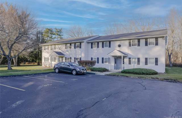 3 Locust Court unit: D