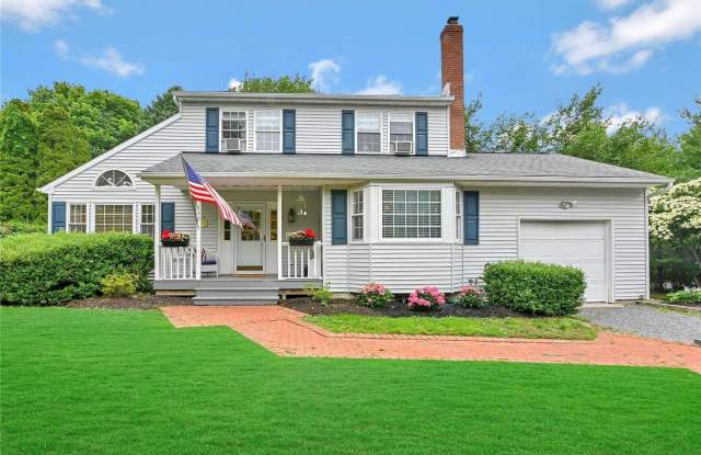 Photo of 530 Stillwater Avenue