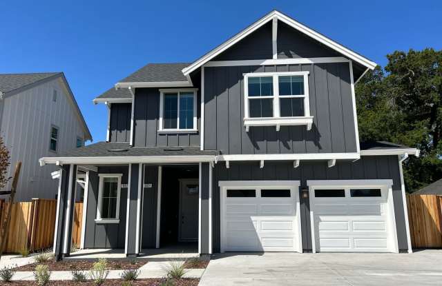 Photo of 2 Months Free Rent! Welcome to Rincon Meadows! Upper 3 bed 2 bath townhome with detached garage