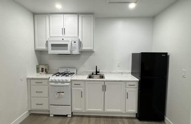 13477 La Mesa Drive