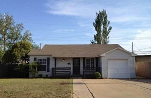 PRE-LEASE NOW FOR AUGUST MOVE-IN - 3409 33rd Street