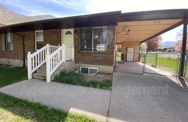 Photo of 122 North 1050 East