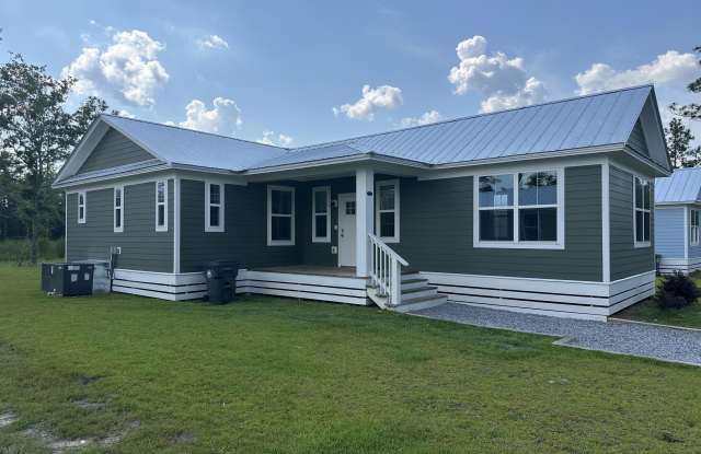 Photo of 534 N Raphael Road