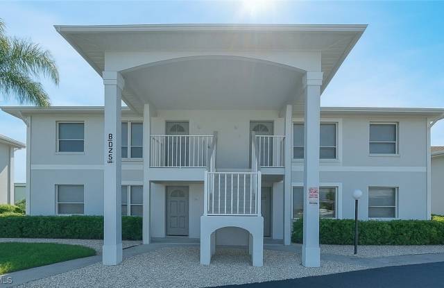 Photo of 5023 SW 16th Place unit: 202