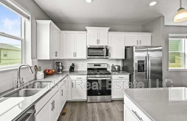 18064 Dandy Brush Dr