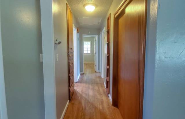 Photo of 4 Bedroom 2 bath Home in Shawnee