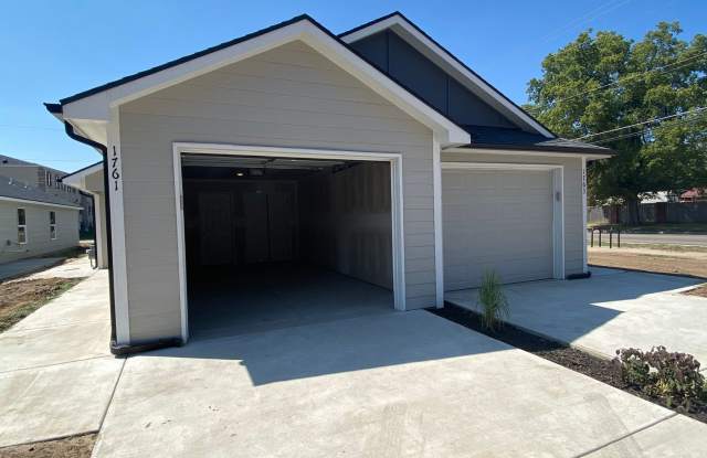 DUPLEX with Garage photos photos