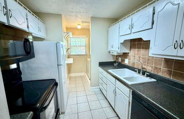 Photo of 2109 Epworth Drive Northeast