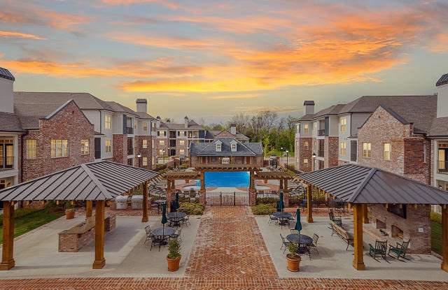 1301 Coates Bluff Dr Unit D11
