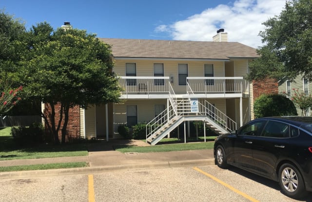 4315 Lake Shore Villa Dr Lake Shore Villa Apts. - 4315 Lakeshore Villa Drive, Waco, TX 76710