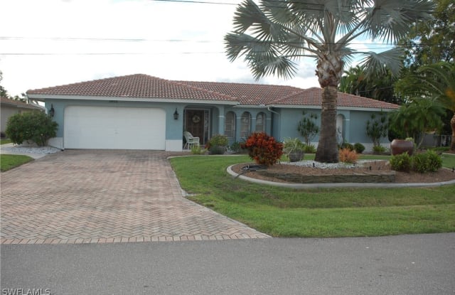 3808 SE 18th Place - 3808 Southeast 18th Place, Cape Coral, FL 33904