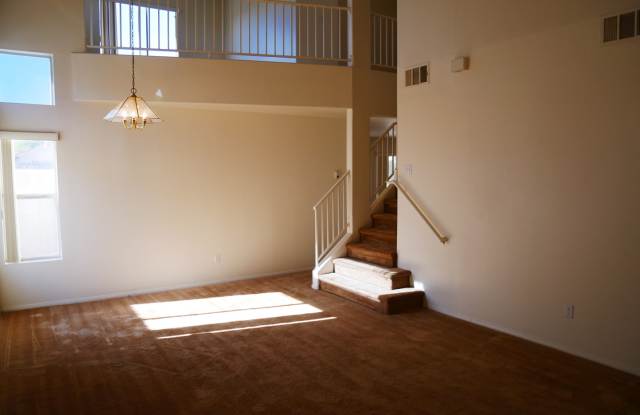 3 bedroom home Available for rent.