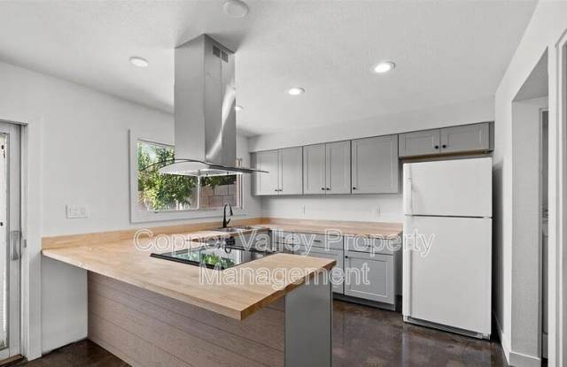 4440 West Solano Drive North