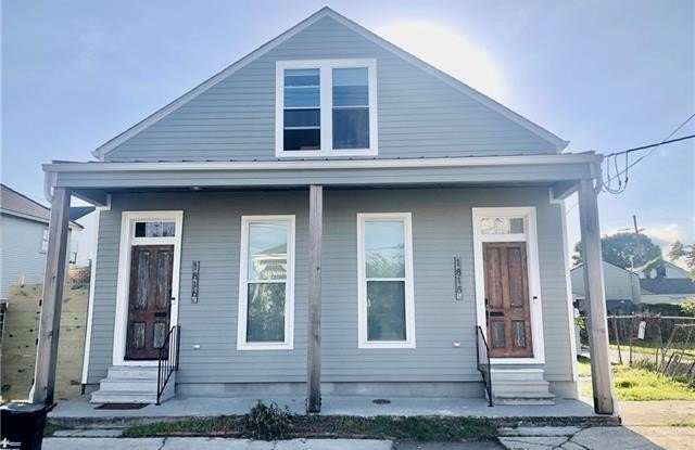 1818 GENERAL TAYLOR Street