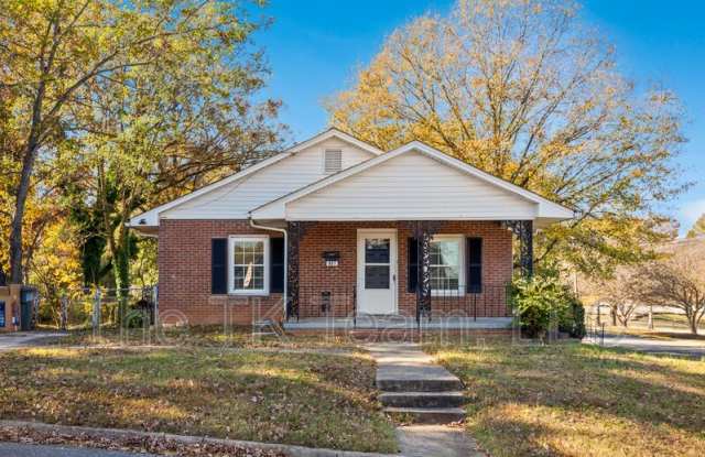 Photo of 807 North Morris Street