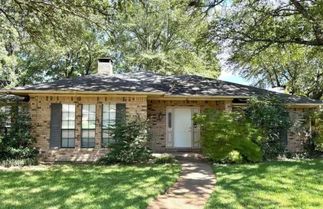 Spacious Pleasant Grove Home available for rent!