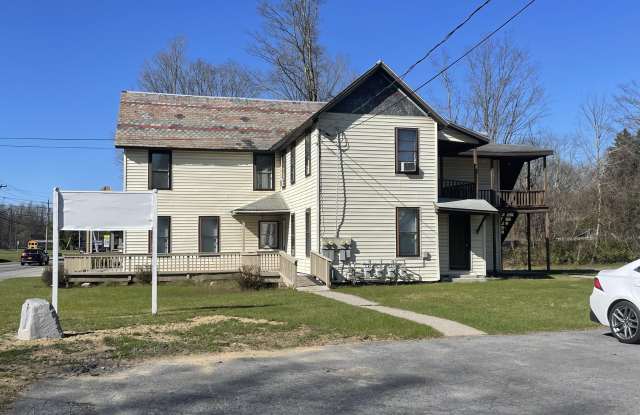 Photo of 524 Maple Avenue unit: Apt 1