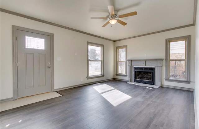 $500 OFF FIRST MONTH'S RENT | Super Charm in a Super City!