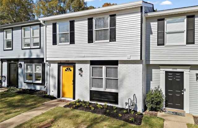 1858 Shenandoah Valley Lane SE